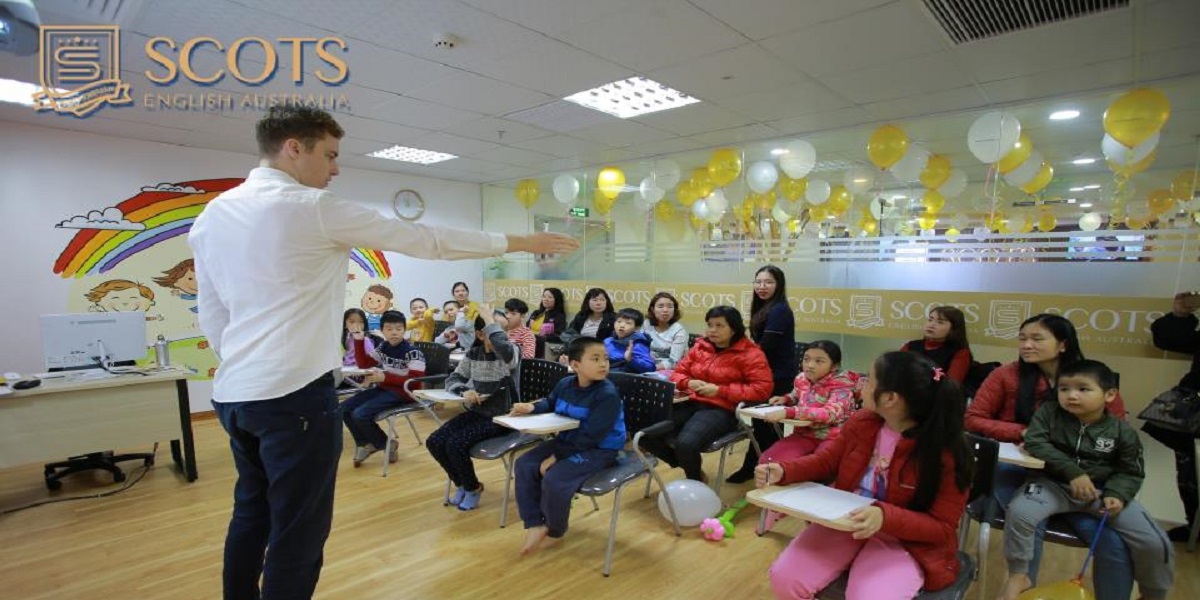 Lớp học tiếng Anh tại Scots English. Lớp học tiếng Anh tại Scots English.