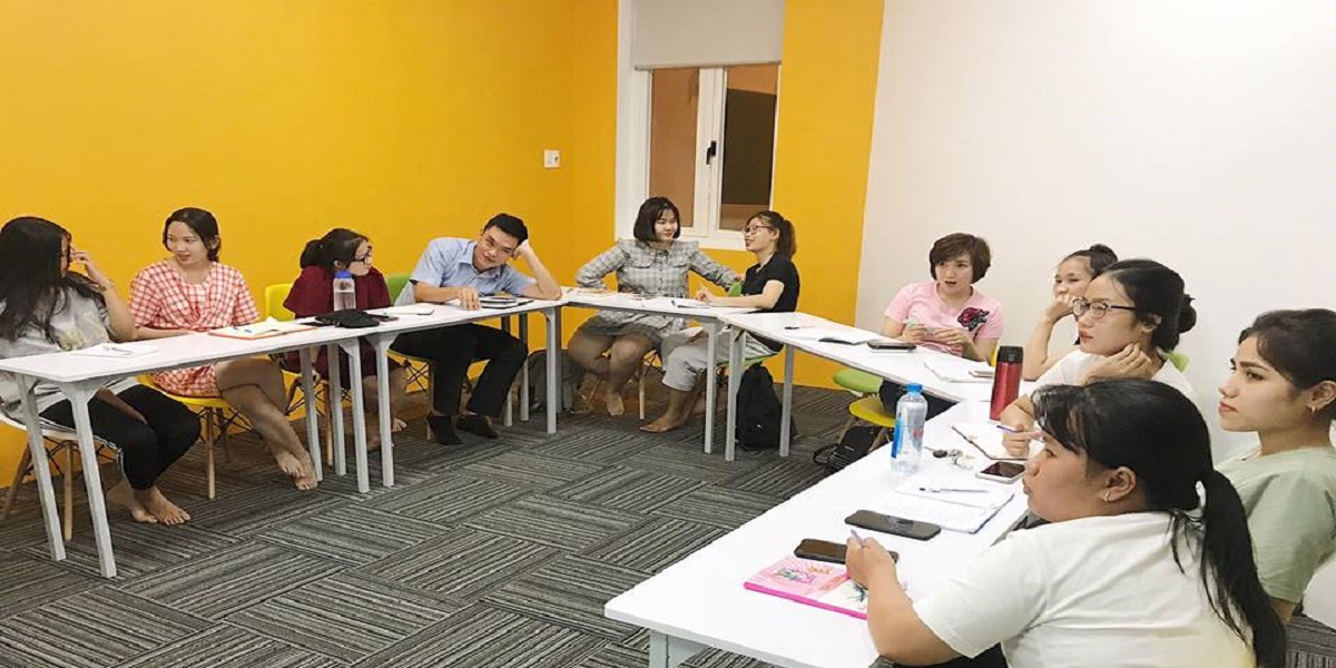 Lớp học tiếng Anh tại ALLAN English. Lớp học tiếng Anh tại ALLAN English.